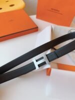 MINI H BELT BUCKLE & REVERSIBLE BLACK LEATHER STRAP 24 MM SILVER HARDWARE - Image 3